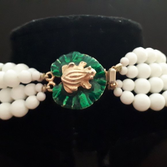 Frog Gay Boyer Demi Parure Milk Glass beads - Picture 7 of 12